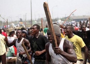 Angry youth against the use of shs as quarantine centre