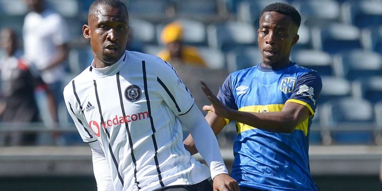 alfred-ndengane-of-orlando-pirates-and-thabo-nodada-of-cape-town-city-