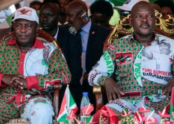 President Pierre Nkurunziza (R) and Evariste Ndayishimiye, the candidate for the ruling party CNDD-FDD