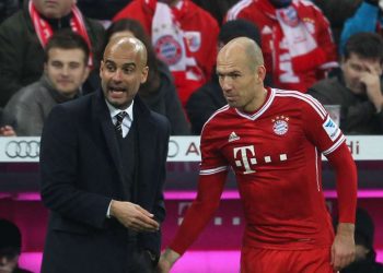 pep-guardiola-arjen-robben-bayern-
