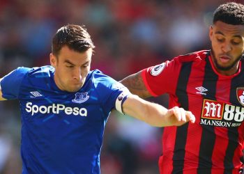 seamus-coleman-everton-joshua-king-ENGLISH PREMIER LEAGUE