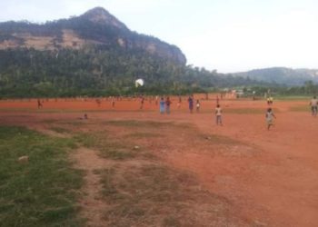 Kwahu Dadiehene Dissatisfied With The Progress Of The Nkawkaw Sports Stadium Construction.