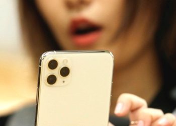 Apple criticised for storing data inside China