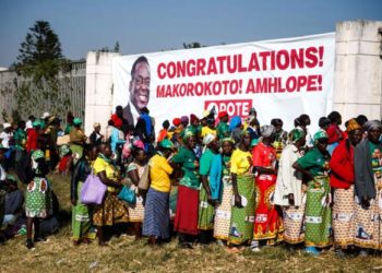 Zimbabwe ruling party denies plan to ban miniskirts