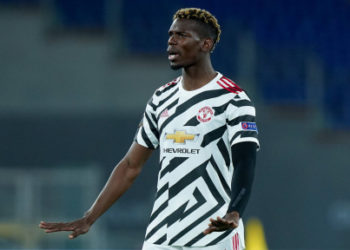Paul Pogba to delay Manchester United contract decision?