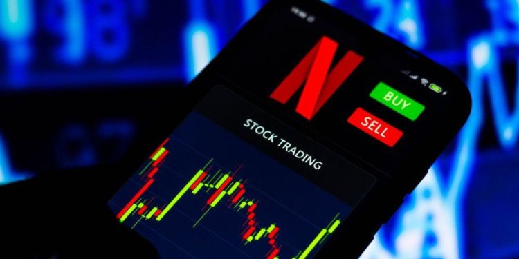Former Netflix staffers charged for making $3m from insider trading