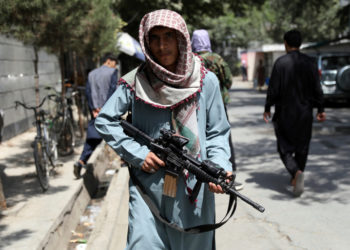 Deadly firefight at Kabul airport