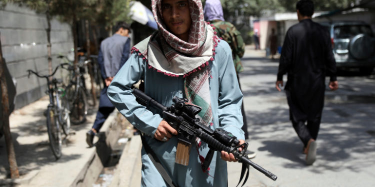 Deadly firefight at Kabul airport