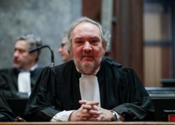 Hotel Rwanda trial: Belgian lawyer deported