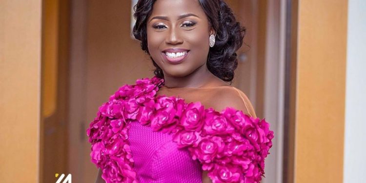 Diana Hamilton wins Artiste of the Year and two other awards at the 2021 GMA, UK