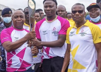 Stonebwoy takes part in the Queen’s Baton Relay