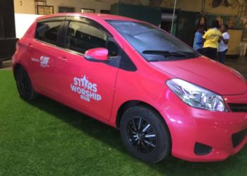 Oware Junior wins big in the 2021 Stars in Worship event, receiving a car