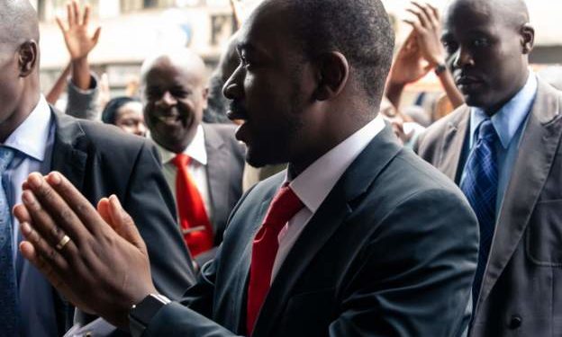 Zimbabwe opposition leader forms new party