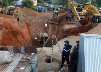 Morocco well rescue for five-year-old grips nation