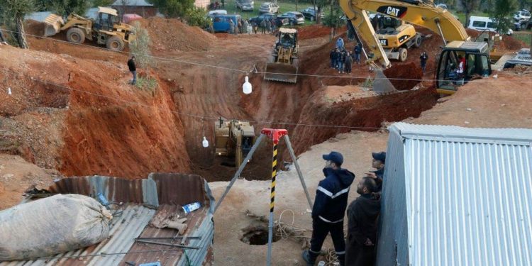 Morocco well rescue for five-year-old grips nation