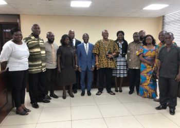 Central Regional Chamber of commerce pays courtesy call on management of UCC
