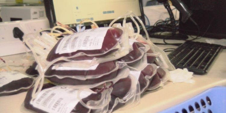 Exposé on how National Blood Service syndicate illegally sell a pint of blood for ¢750
