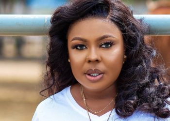 Afia Schwarzenegger sends warning to public
