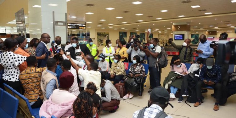 17 Ghanaian Students in Ukraine arrive in Ghana