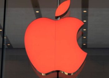 Apple to halt sales and limit services in Russia