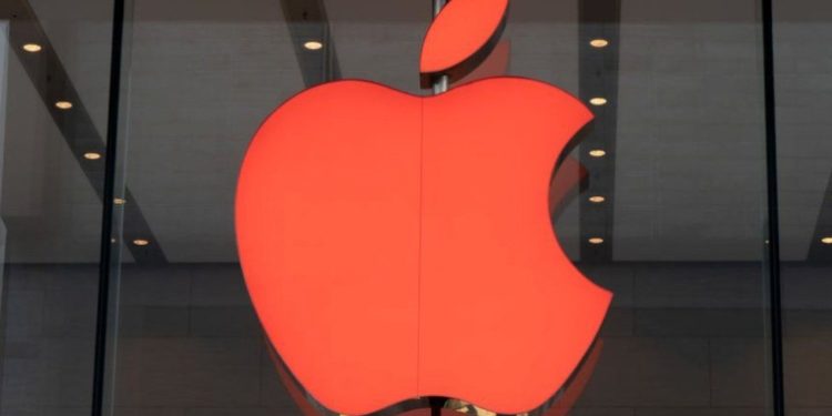 Apple to halt sales and limit services in Russia