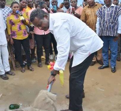 basic-schools-in-ekon-to-get-a-21st-century-library