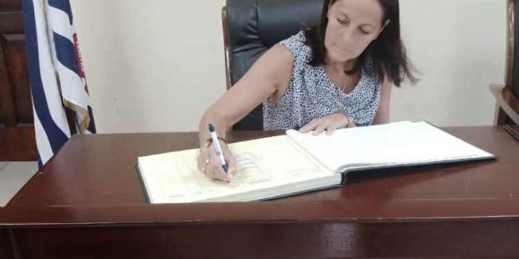 Let’s Strengthen the Scholarship Bond between France and Ghana – French Ambassador