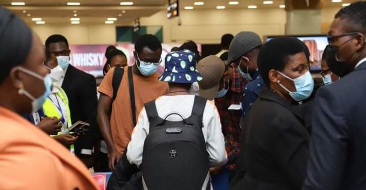 More Ghanaian students arrive from Ukraine