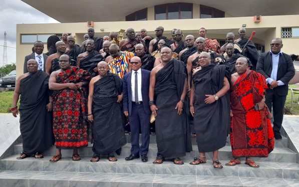 C/R: GNHR pays Courtesy visit to the Regional House of Chiefs