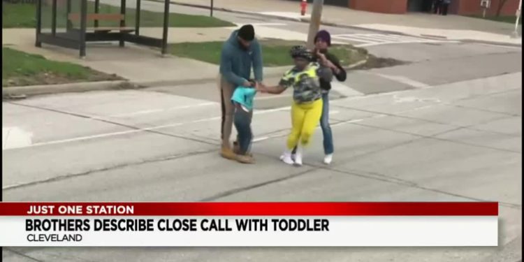 Mother allegedly tries to throw son in front of a moving truck