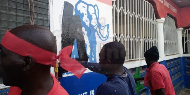 Fomena: Court issues bench warrant for the arrest of 4 NPP members