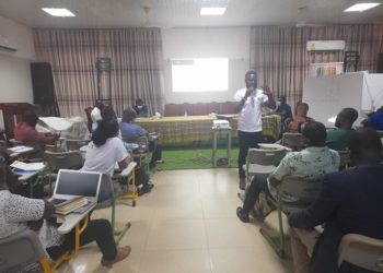 C/R: Mathematics Teachers trained in New Teaching Skills