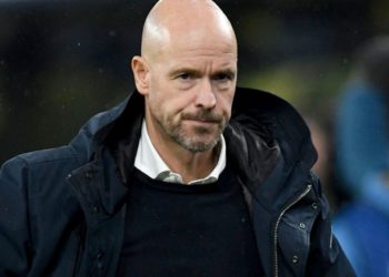 Erik ten Hag faces uphill battle as Man Utd boss with four club legends including Wayne Rooney against appointing him