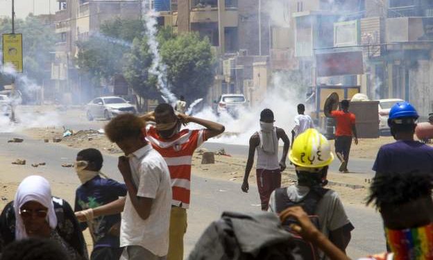 US warns American firms against business in Sudan