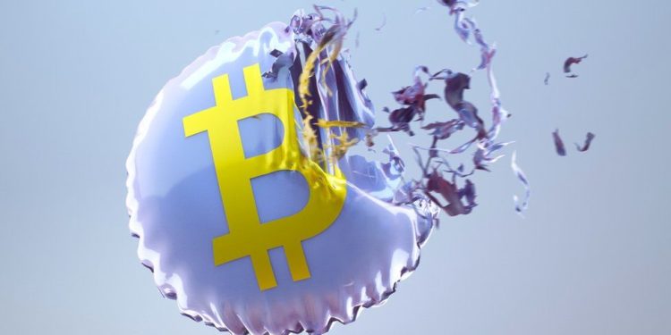 Bitcoin: Why is the largest cryptocurrency crashing?