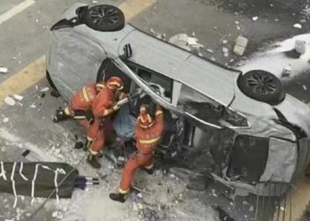 Two killed as Nio electric car falls from third floor office in Shanghai
