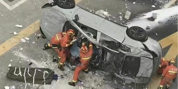 Two killed as Nio electric car falls from third floor office in Shanghai