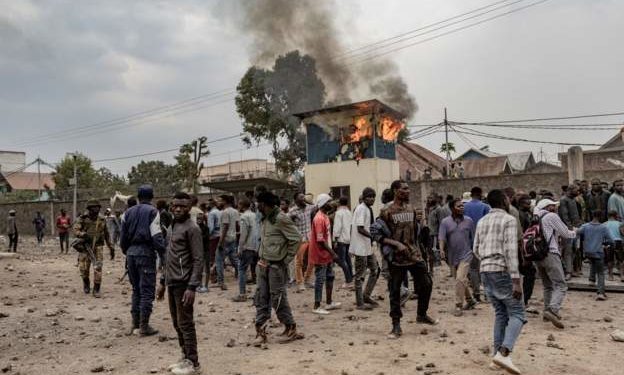 un-base-petrol-bombed-as-dr-congo-protests-worsen