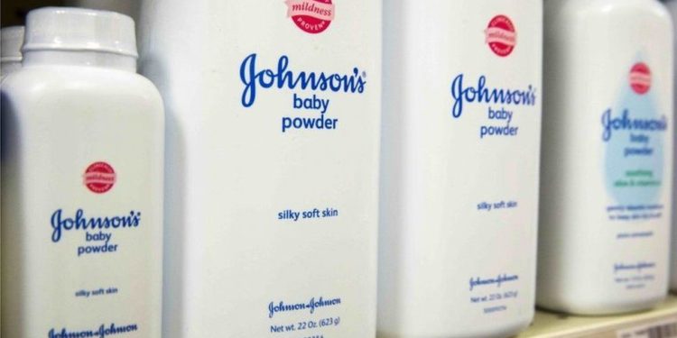 Johnson & Johnson to replace talc-based powder with cornstarch