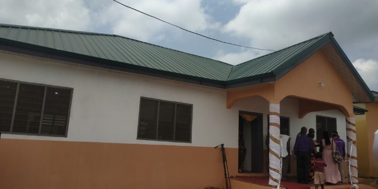 cape-coast-based-youtuber-builds-library-for-afrangua-basic-school