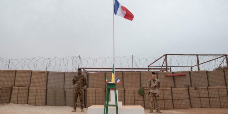 Last French troops leave Mali, ending nine-year deployment