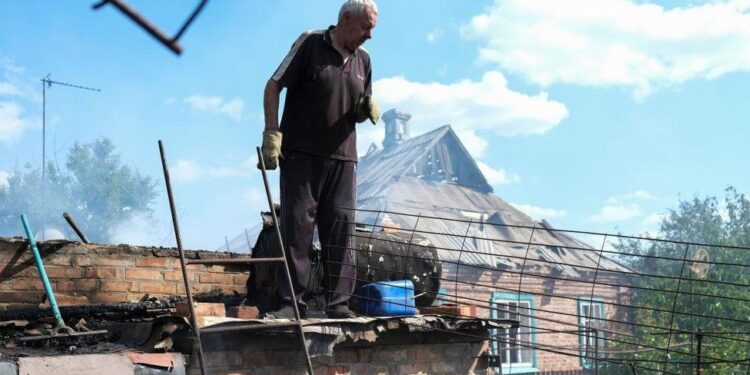 Ukraine war: Occupied areas call urgent vote to join Russia