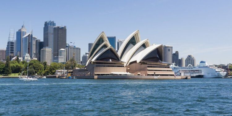 Covid: Reserve Bank of Australia takes $30bn hit on bond purchases