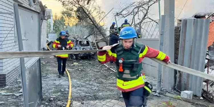 Ukraine war: Putin signs Ukraine annexation laws amid military setbacks