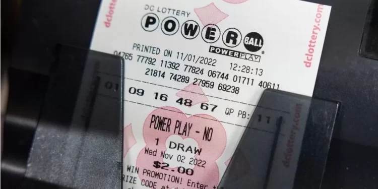 US lotto rises to $1.9bn world record prize