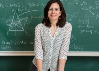 mathematics-professor-advocates-for-role-models-in-pursuing-the-subject