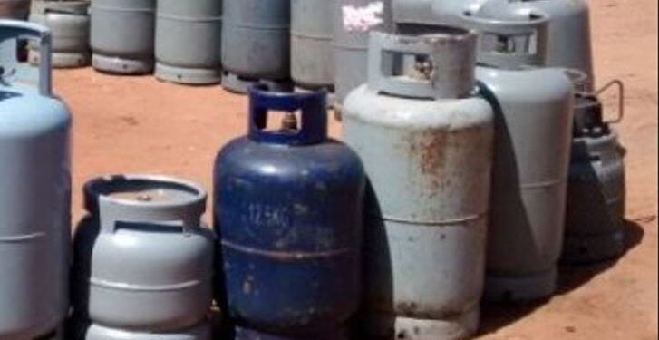 Inhabitants of Cape Coast hoard gas ahead of Christmas