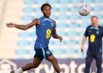 Raheem Sterling leaves England World Cup squad after burglary at family home