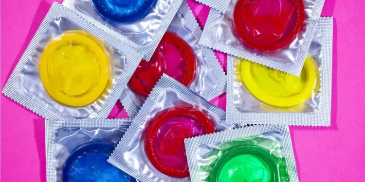 France makes condoms free for 18 to 25 year olds