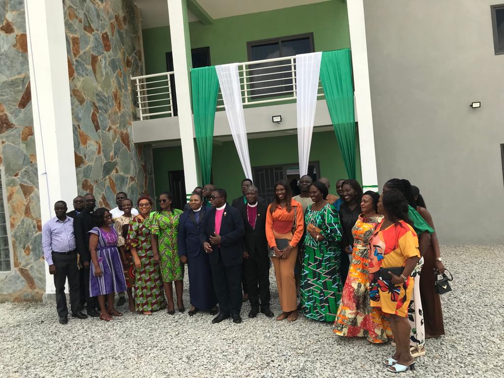 CEO of Tobinco Pharmaceuticals and wife builds teachers’ flat for Wey Gey Hey in Cape Coast